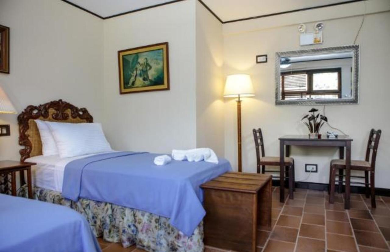 Victoria'S Haven Bed and Breakfast Dumaguete City Buitenkant foto