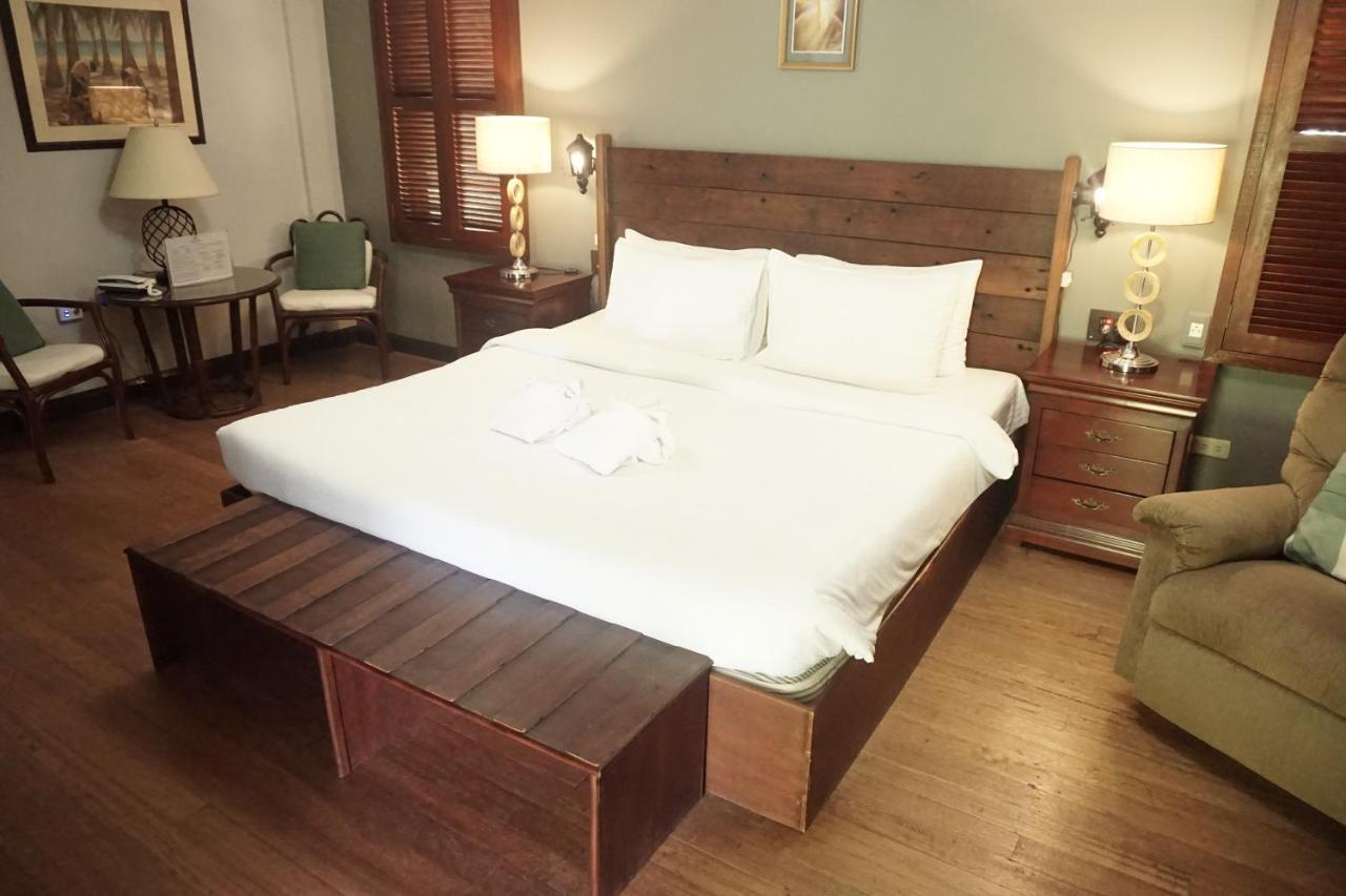 Victoria'S Haven Bed and Breakfast Dumaguete City Buitenkant foto